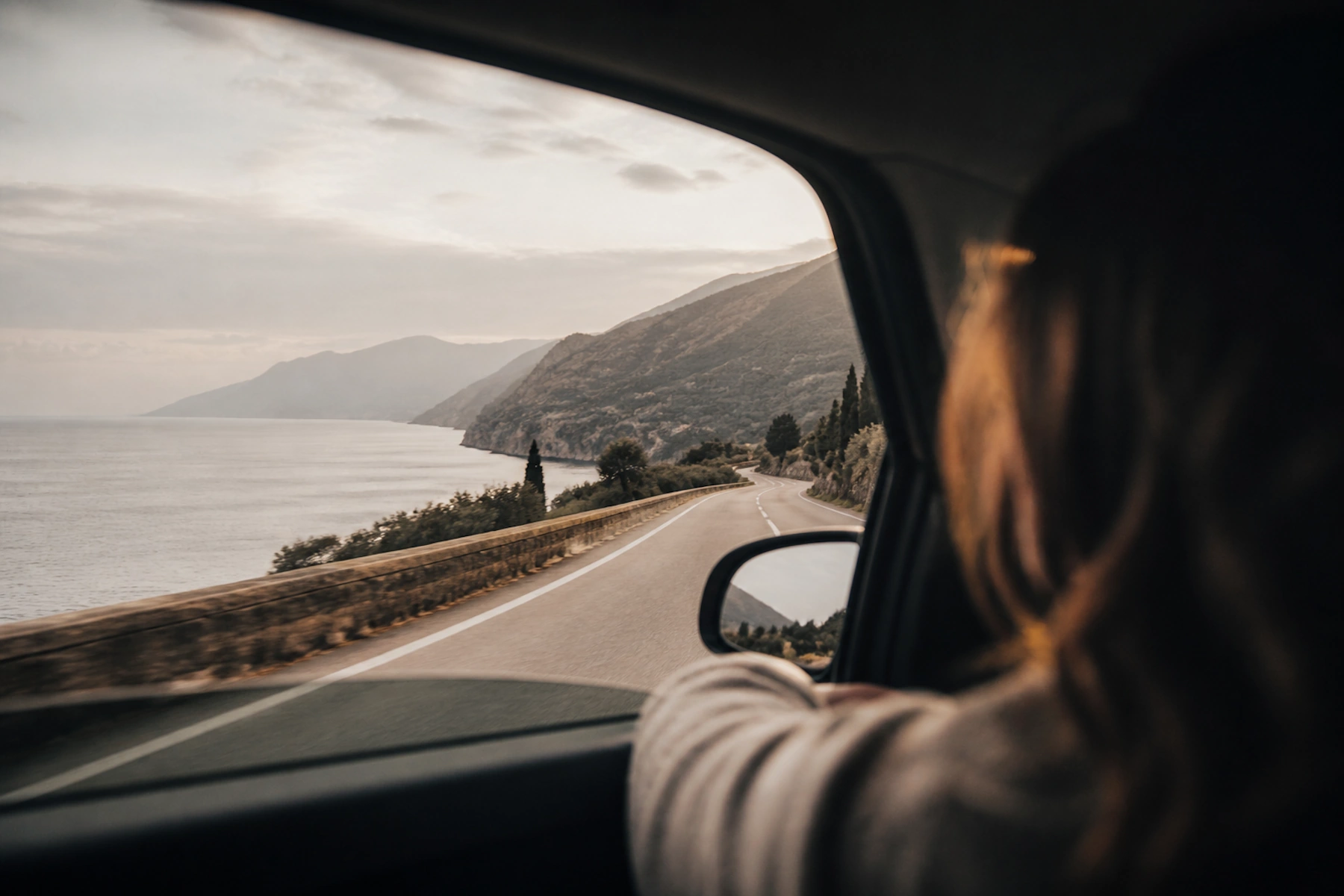 Viaggio reale su strada costiera raccontato con taglio editoriale FoodTripGo